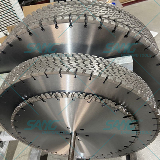 Schnelles Schneiden von 800 mm V -Formsägen -Klinge zum Schneiden von Wandbeton