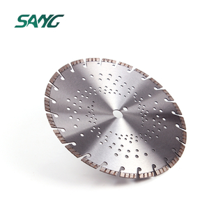 Fabrik Direktverkauf 14 Zoll Diamant Turbo Segmented Saw Blade zum Schneiden von Stahlbeton