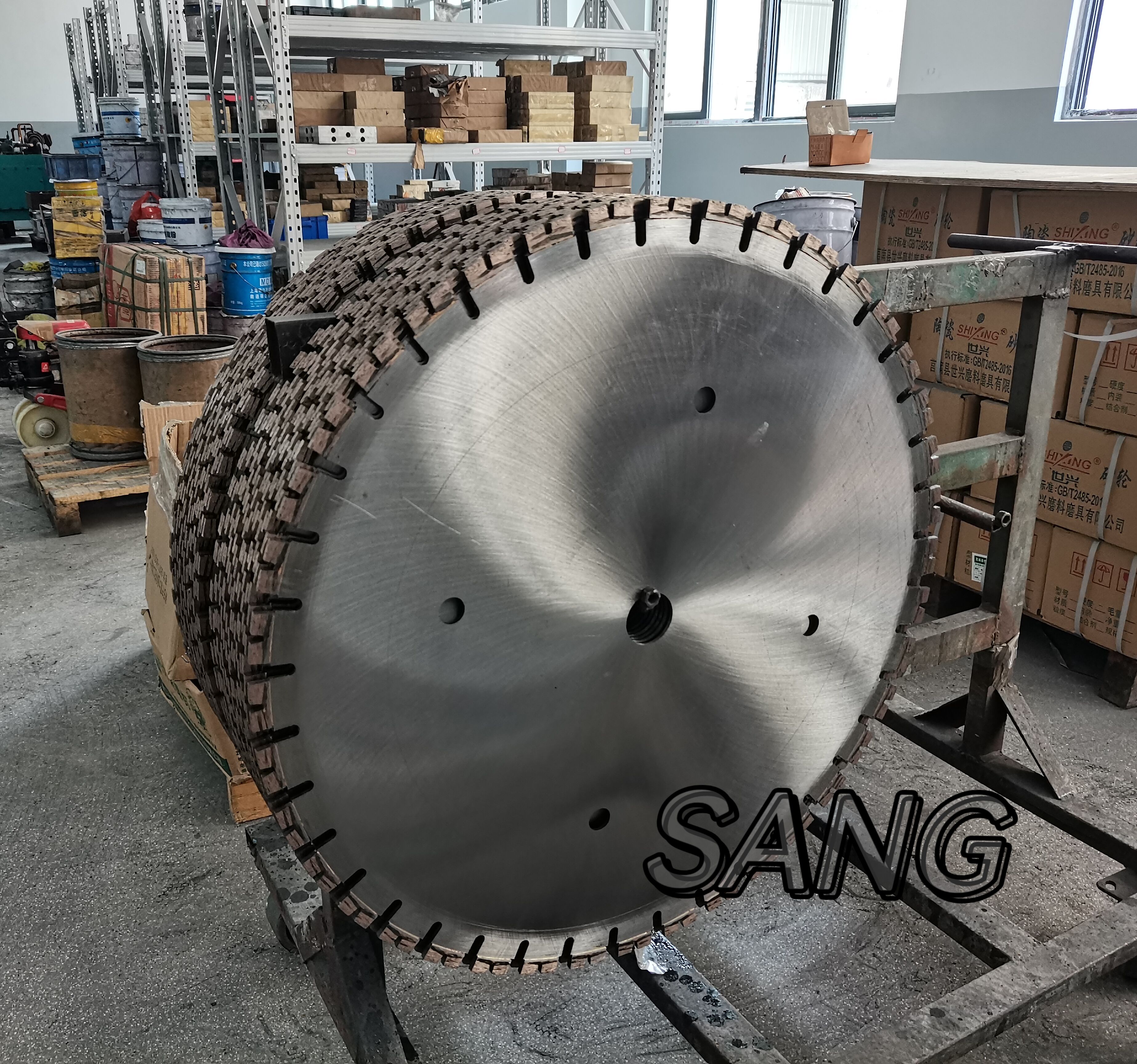720 mm Diamantsägenklinge zum Schneiden feuerfestem Ziegelstein-Magnesia-Calcium-Ziegelstein